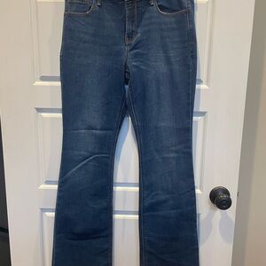 Women’s Old Navy Micro-Flare Jeans